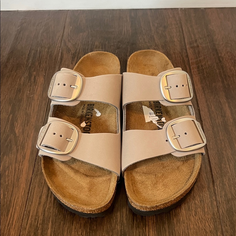 NWT BIRKENSTOCK Big Buckle Arizona Sandals! - Picture 8 of 9